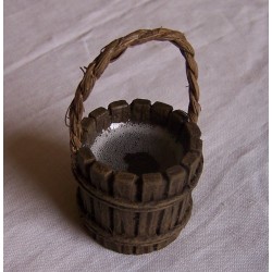 Secchio con acqua 031