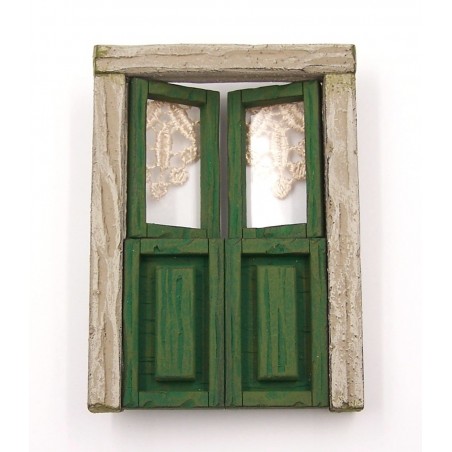 Finestra a balcone con tendine 060