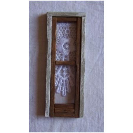 Balcone un'anta con tendina e cornice 013