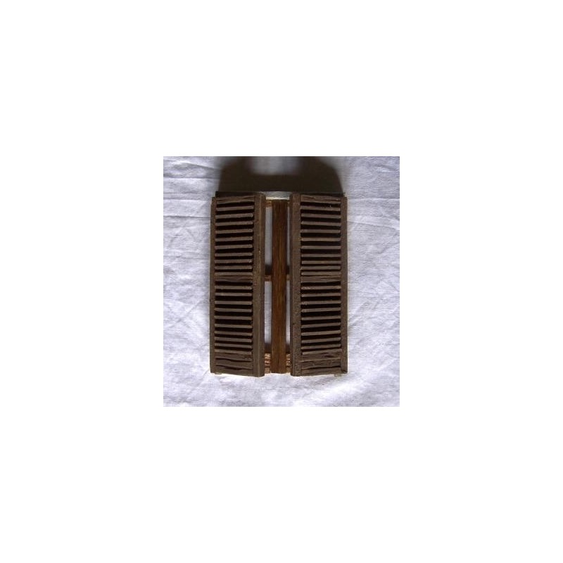 Veneziane finestra a balcone chiuse 036