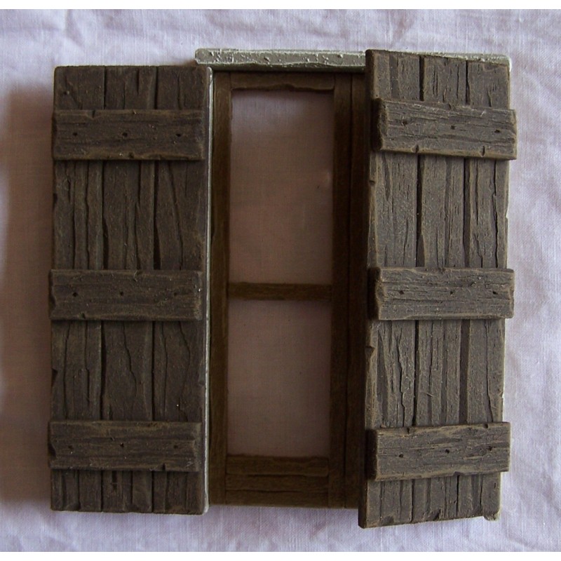 Finestra a balcone con sportelli 041